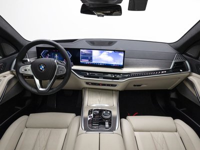 صورة 4 لـ 2025 BMW X7