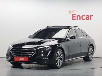 MERCEDES-BENZ E-CLASS - 1