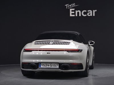 صورة 4 لـ 2024 Porsche 911