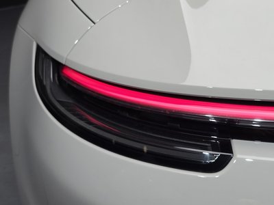 صورة 10 لـ 2024 Porsche 911