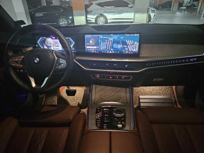 BMW X7 - 9