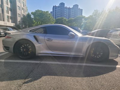 PORSCHE 911 - 3