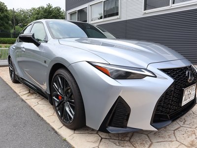 2025 Lexus IS — фото 3