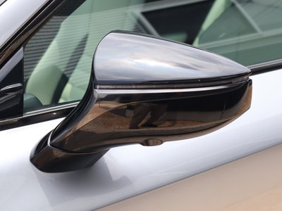 2025 Lexus IS — миниатюра 78
