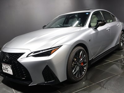 2025 Lexus IS — фото 1