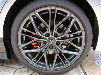 2025 Lexus IS — миниатюра 39