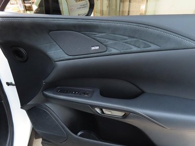 صورة مصغرة 16 لـ 2025 Lexus RX