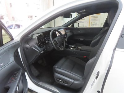 صورة 6 لـ 2025 Lexus RX