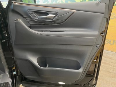 2025 Toyota ALPHARD 缩略图 31