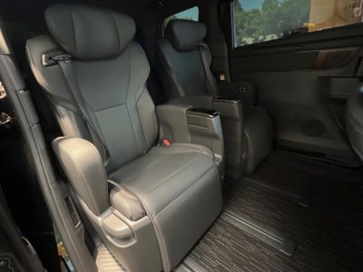 2025 Toyota ALPHARD 照片 9