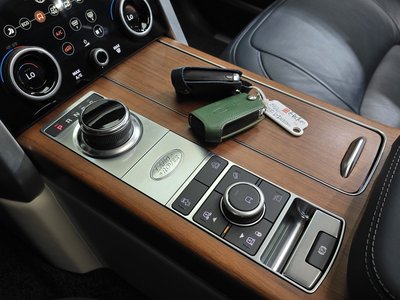 2020 LAND Rover RANGE ROVER — миниатюра 12