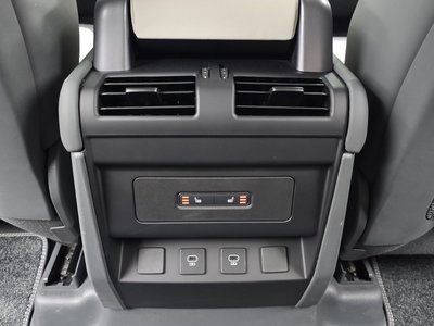 2024 LAND Rover DEFENDER 缩略图 25