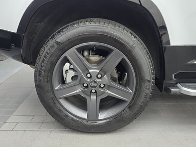 LAND ROVER DEFENDER - 6