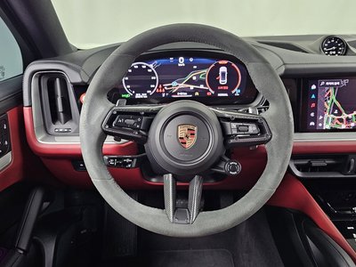 2025 Porsche CAYENNE — миниатюра 19