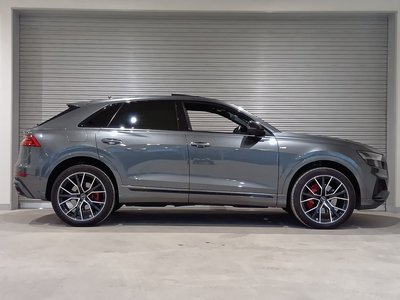 صورة 10 لـ 2024 AUDI Q8
