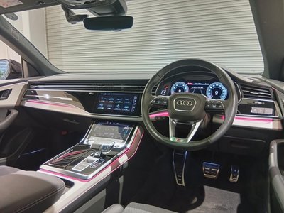صورة مصغرة 30 لـ 2024 AUDI Q8