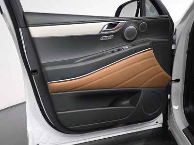 2024 Genesis GV80 thumbnail 14