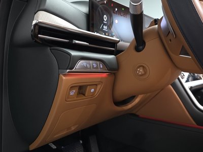 2024 Genesis GV80 thumbnail 28