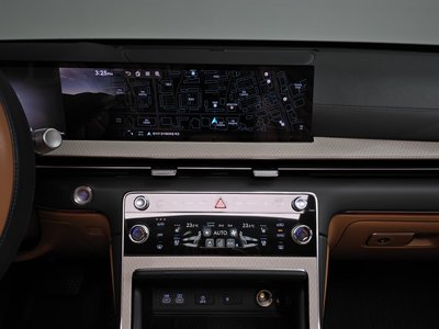 2024 Genesis GV80 thumbnail 19