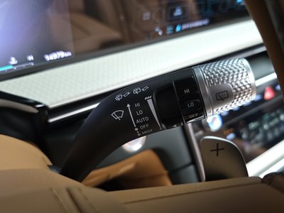2024 Genesis GV80 thumbnail 29