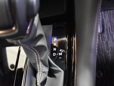 2025 TOYOTA ALPHARD 缩略图 12