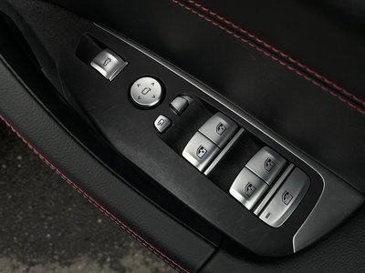 صورة مصغرة 30 لـ 2022 BMW X4