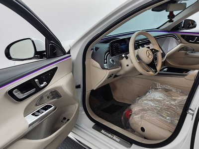 MERCEDES-BENZ E-CLASS - 10