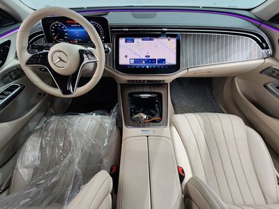 MERCEDES-BENZ E-CLASS - 5