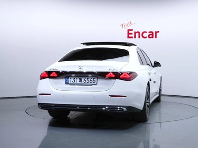 MERCEDES-BENZ E-CLASS - 4