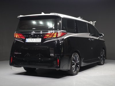TOYOTA ALPHARD - 3