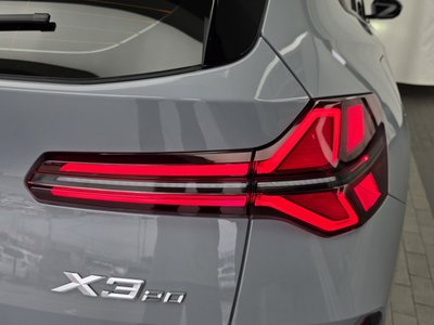 صورة 10 لـ 2025 BMW X3