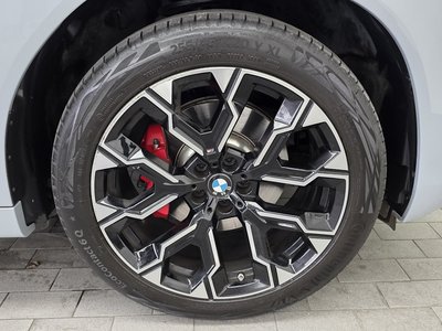 صورة 8 لـ 2025 BMW X3
