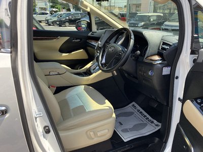 صورة 9 لـ 2023 Toyota ALPHARD
