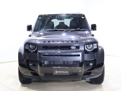 LAND ROVER DEFENDER - 4