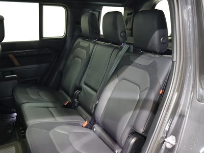 LAND ROVER DEFENDER - 9