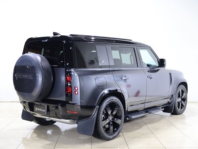 LAND ROVER DEFENDER - 2