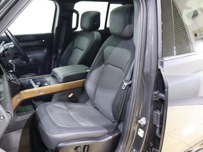 LAND ROVER DEFENDER - 10