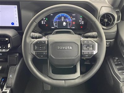 TOYOTA LAND CRUISER - 9