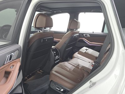 2025 BMW X5 缩略图 18