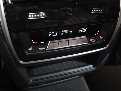 2025 BMW X5 缩略图 29