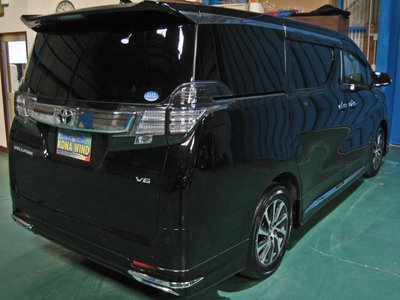 TOYOTA VELLFIRE - 4