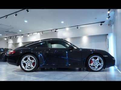 PORSCHE 911 TARGA - 6