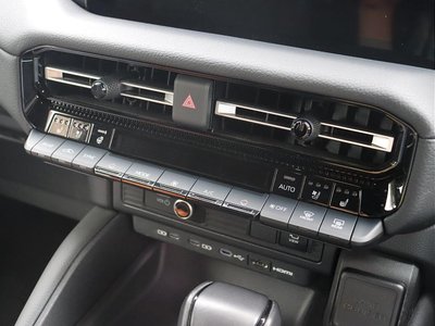 2024 Toyota LAND CRUISER 250 — миниатюра 32