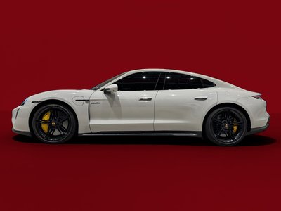 PORSCHE TAYCAN - 1