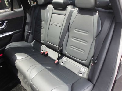 صورة مصغرة 43 لـ 2022 Mercedes-BENZ EQE AMG