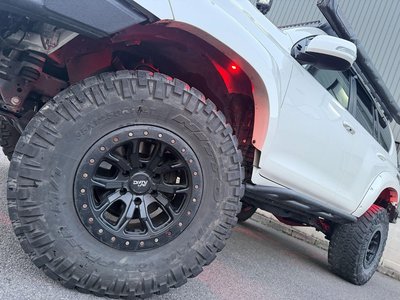 TOYOTA LAND CRUISER PRADO - 4