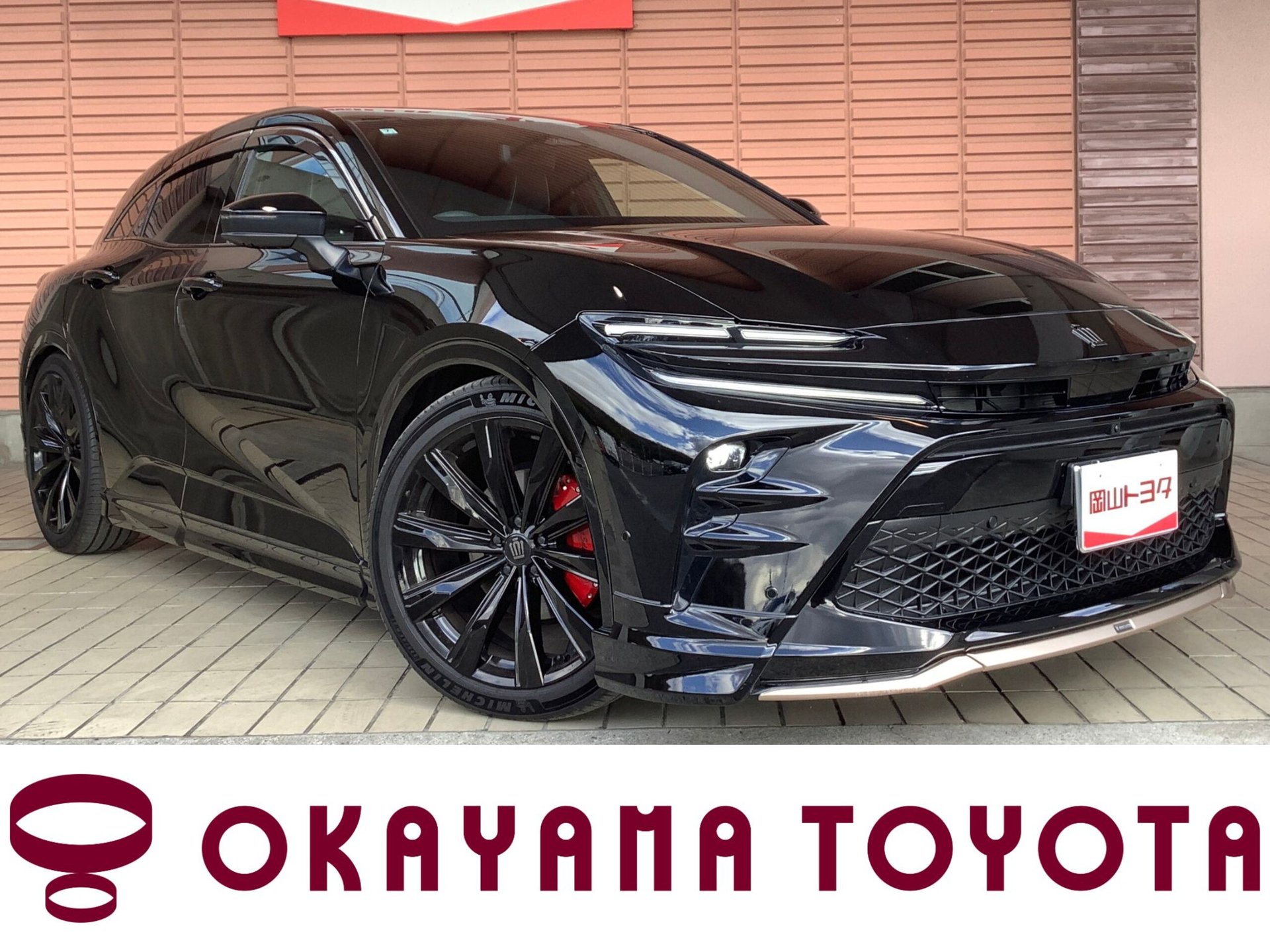 TOYOTA CROWN SPORT - View 1