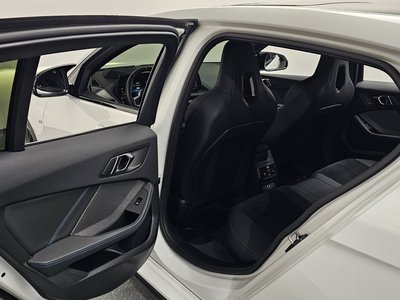 2025 BMW 1 SERIES — миниатюра 18