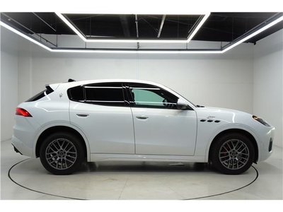 صورة 4 لـ 2023 Maserati GRECALE