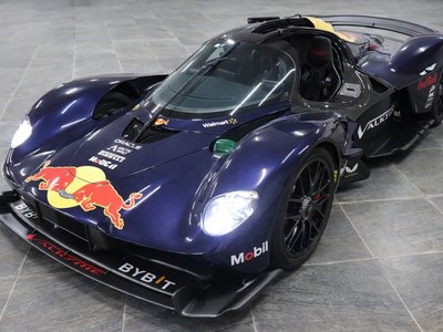 ASTON MARTIN VALKYRIE - 1